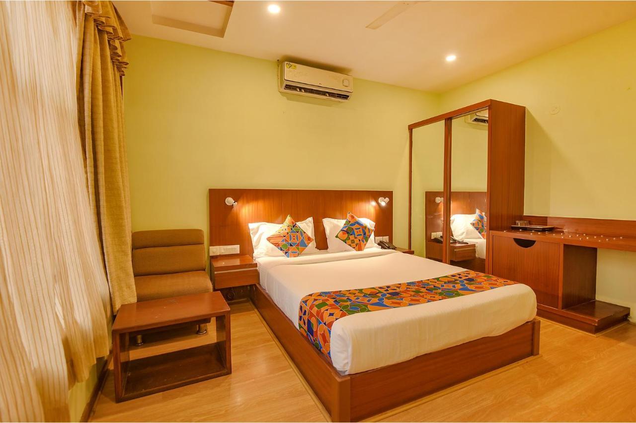Fabhotel The Btm Palace - Btm Layout Nr Gopalan Innovation Mall Bangalore Exterior foto