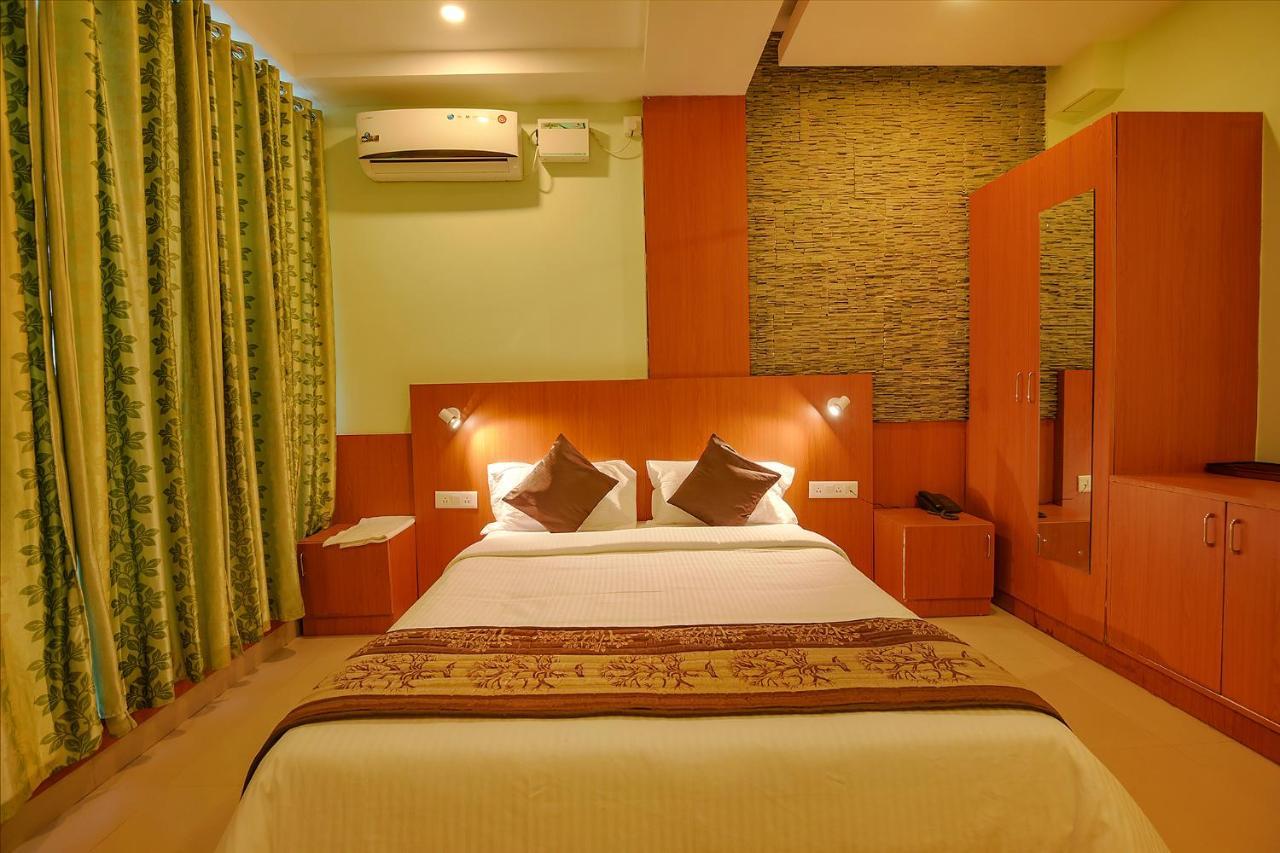 Fabhotel The Btm Palace - Btm Layout Nr Gopalan Innovation Mall Bangalore Exterior foto