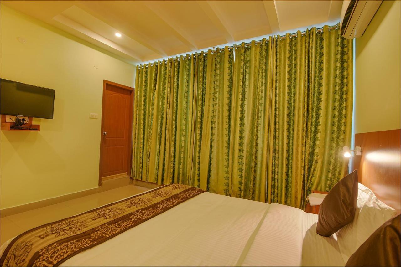 Fabhotel The Btm Palace - Btm Layout Nr Gopalan Innovation Mall Bangalore Exterior foto