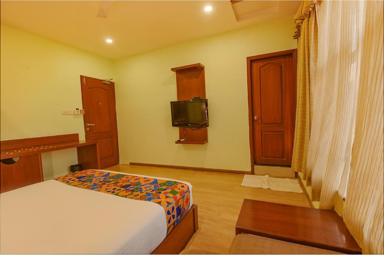 Fabhotel The Btm Palace - Btm Layout Nr Gopalan Innovation Mall Bangalore Exterior foto